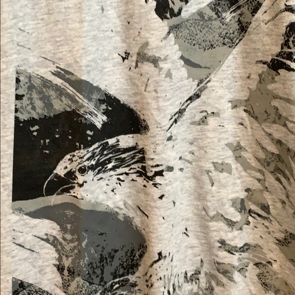 Men’s Medium American Eagle t-shirt - Picture 2 of 4